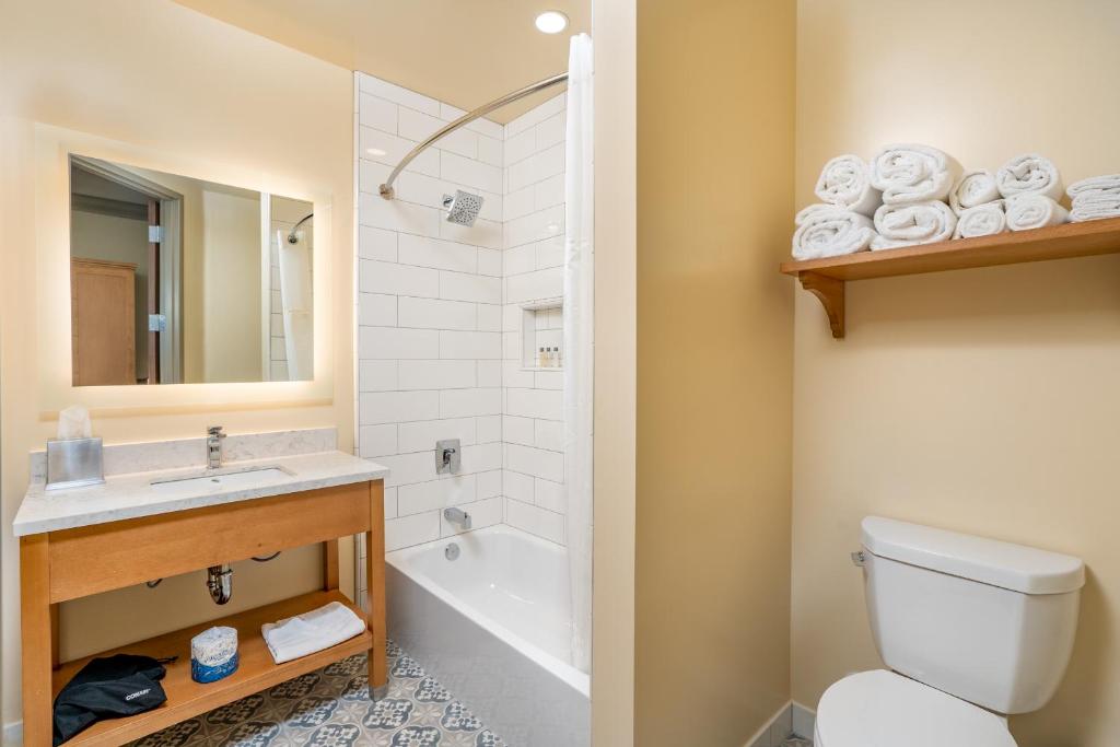 The Agrarian Hotel; Best Western Signature Collection photo