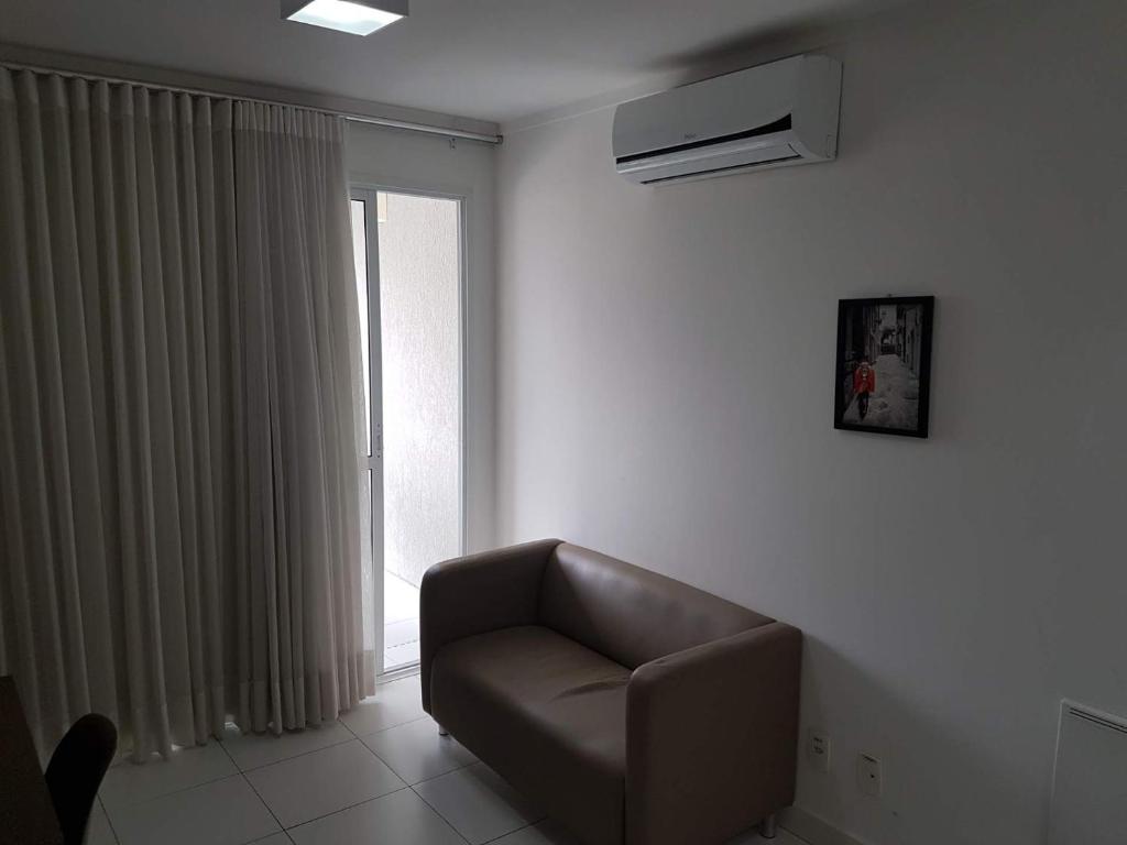  Flat mobiliado em região nobre de Goiânia