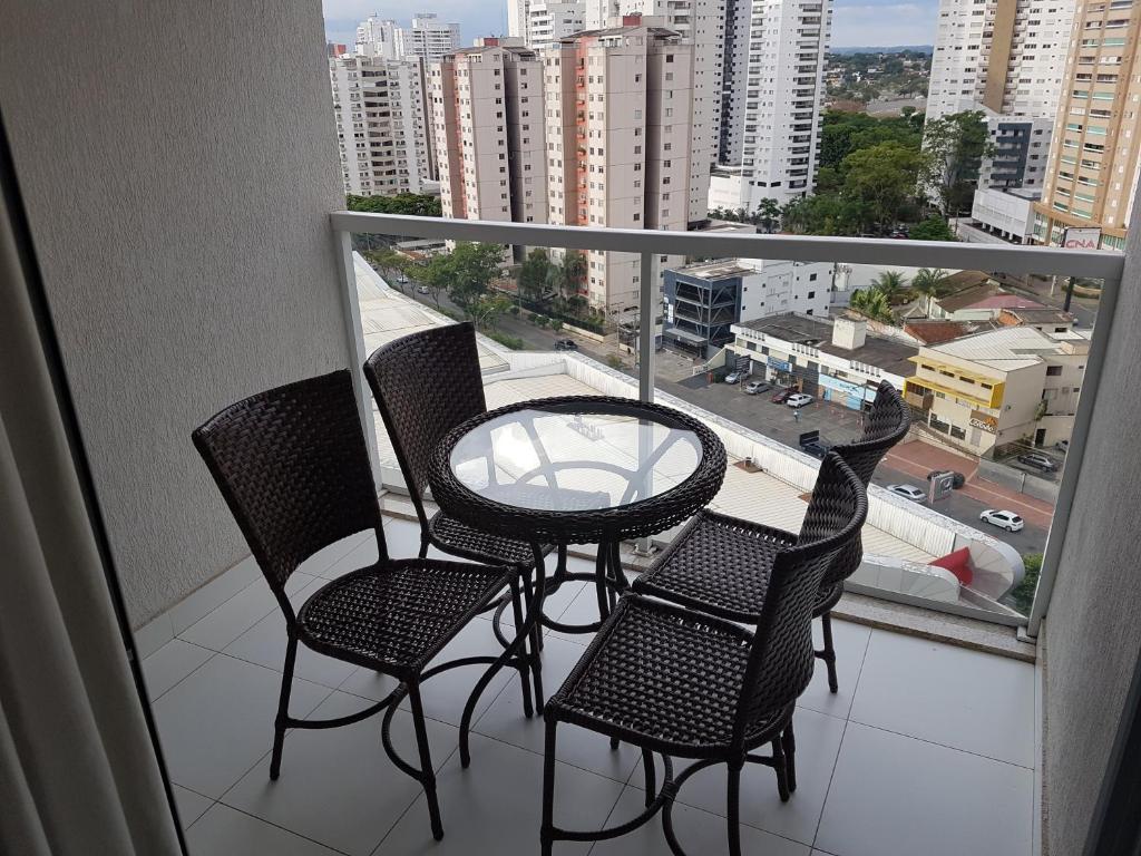  Flat mobiliado em região nobre de Goiânia
