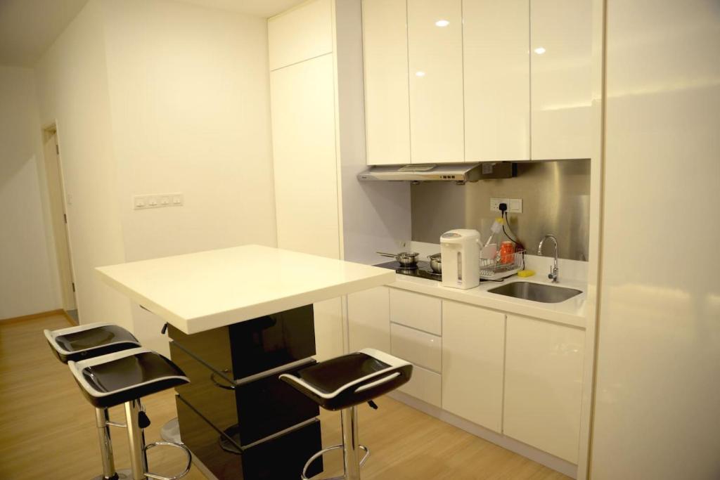 118 Residences by Travovo - Superior King Suite