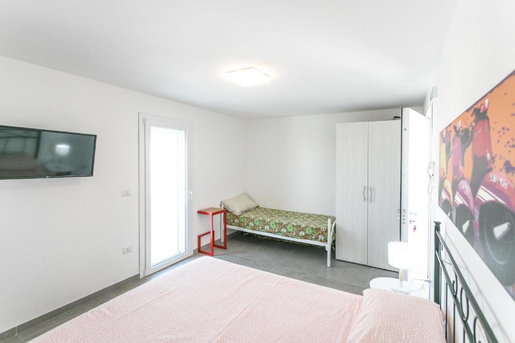 Sunset Holidays - Drievoudige Kamer Met Balkon