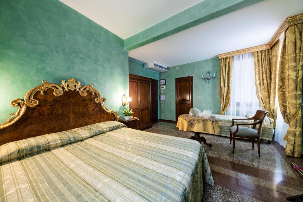 Gallery image of Hotel Marconi in Venice
