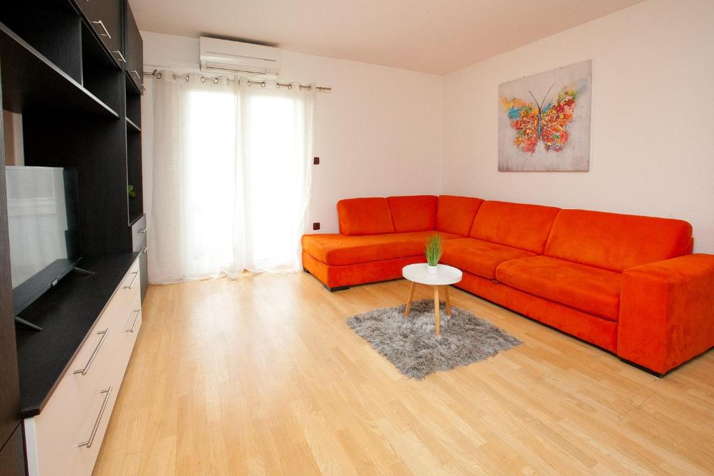 Posedenie v ubytovaní Sunny & Relaxing Apartment