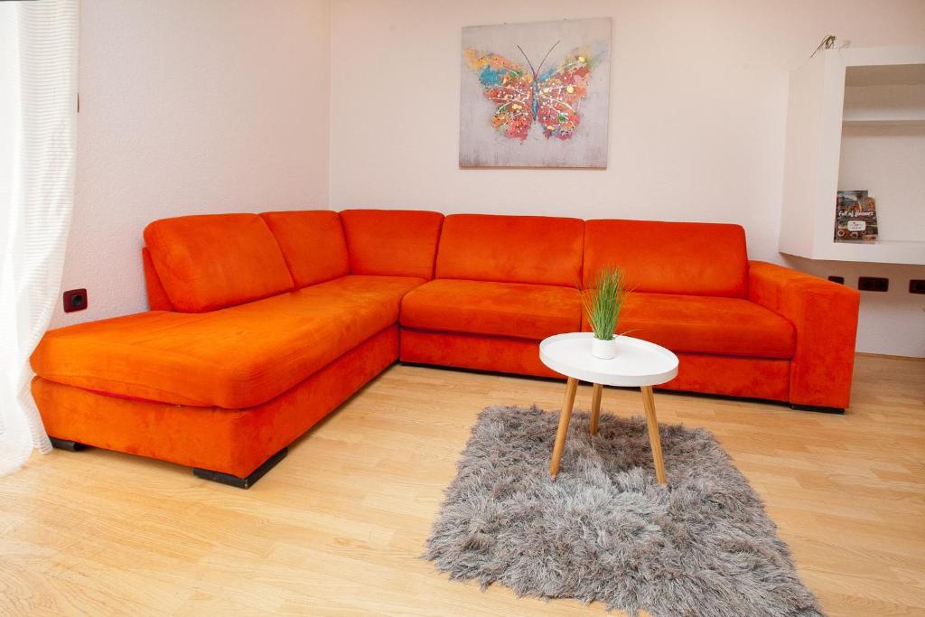 Posedenie v ubytovaní Sunny & Relaxing Apartment
