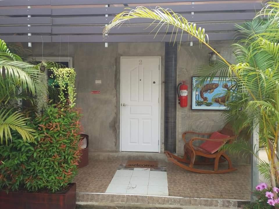 Zahrada ubytování Yotin Guest House