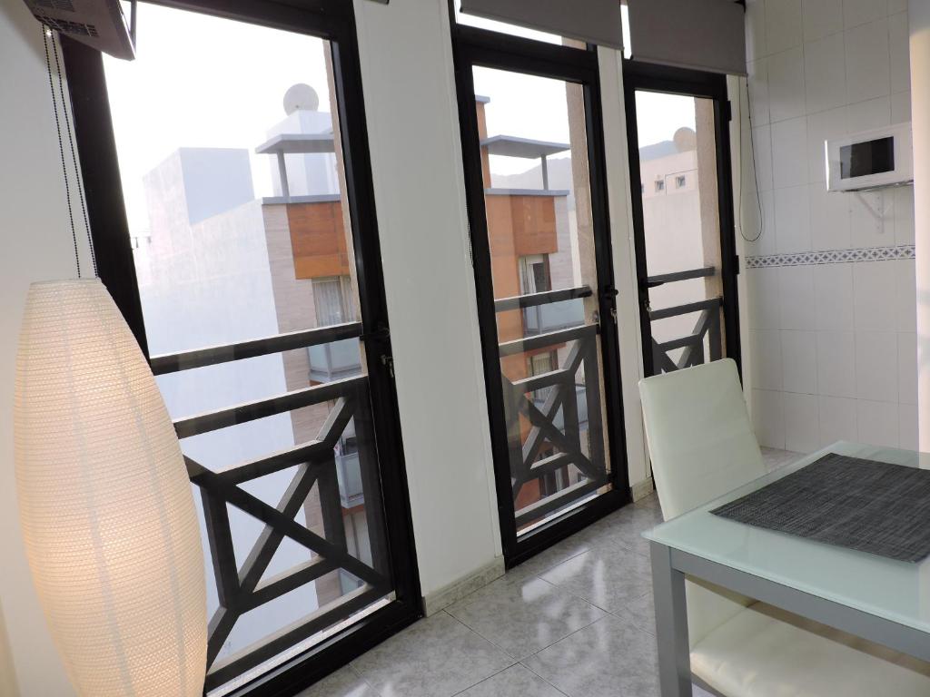 A balcony or terrace at Casas Insel, apartamentos en el centro de Los Llanos