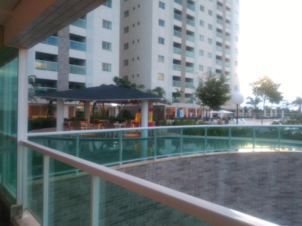 Bazén v ubytování Salinas Park Resort nebo v jeho okolí