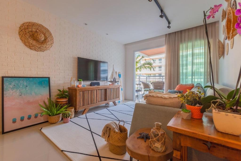  Solarium Residence