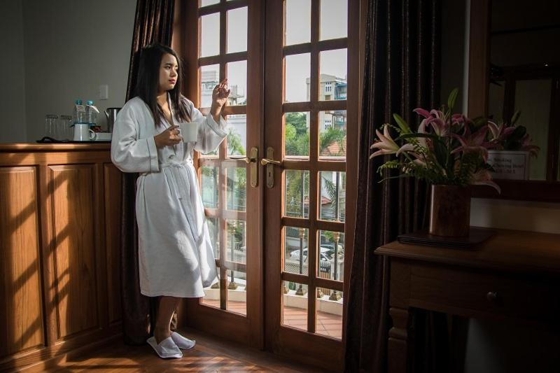 Hotel Shwe Yee - Housity