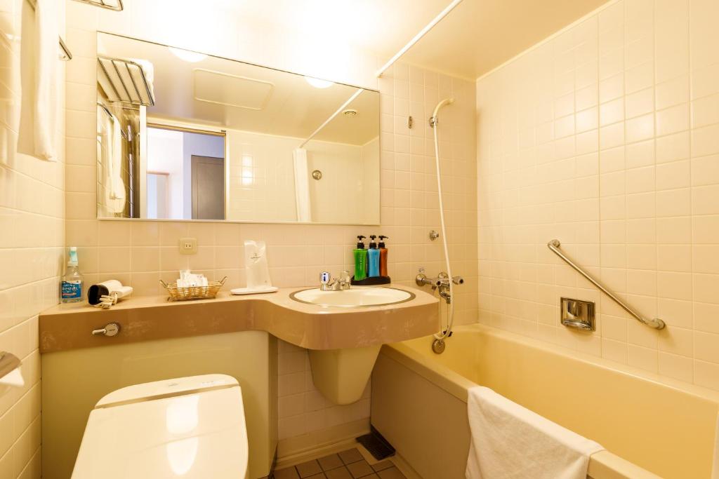 Koupelna v ubytování Fukuno Town Hotel A・Mieux