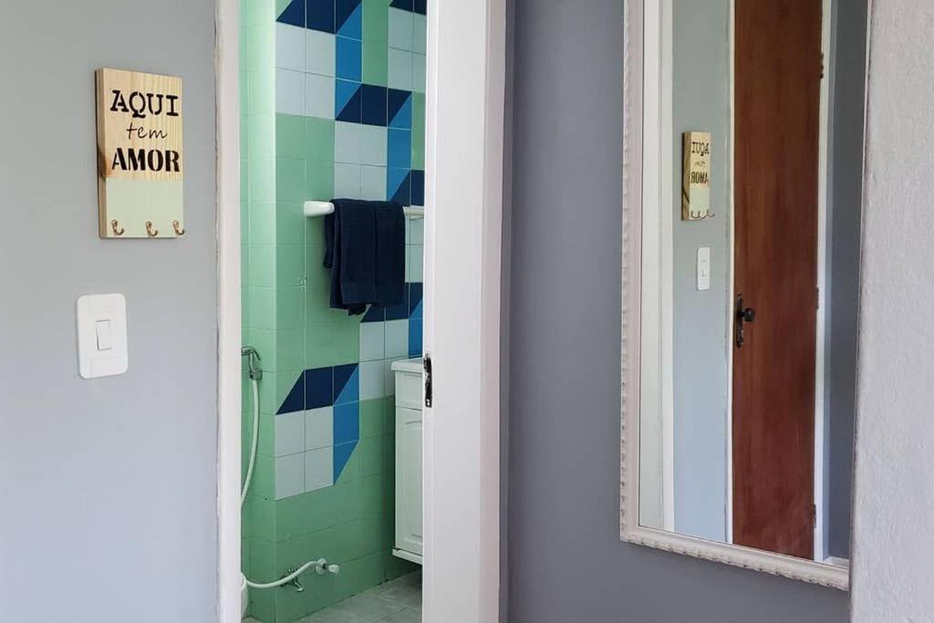  Apt 1 quarto no Porto da Barra a 2 min a pé da praia
