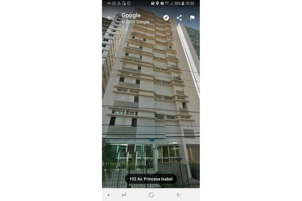  Apt 1 quarto no Porto da Barra a 2 min a pé da praia