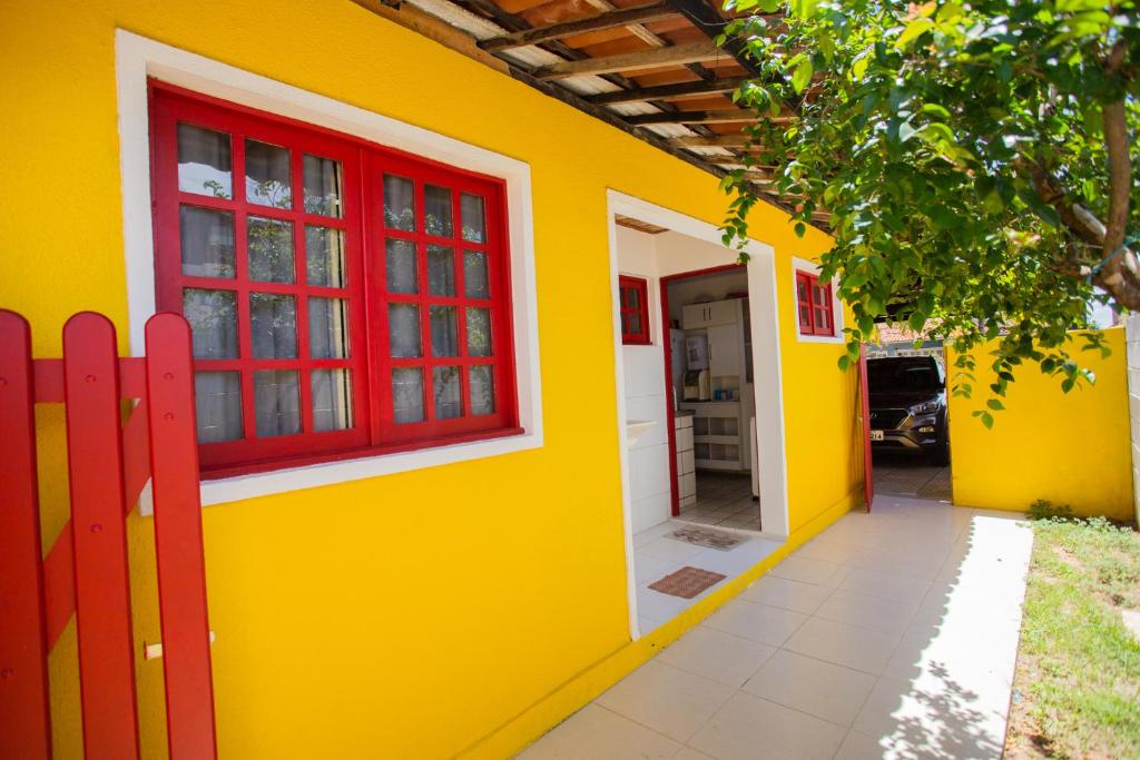 Casa com 3 quartos Piscina Privativa em condominio a beira mar