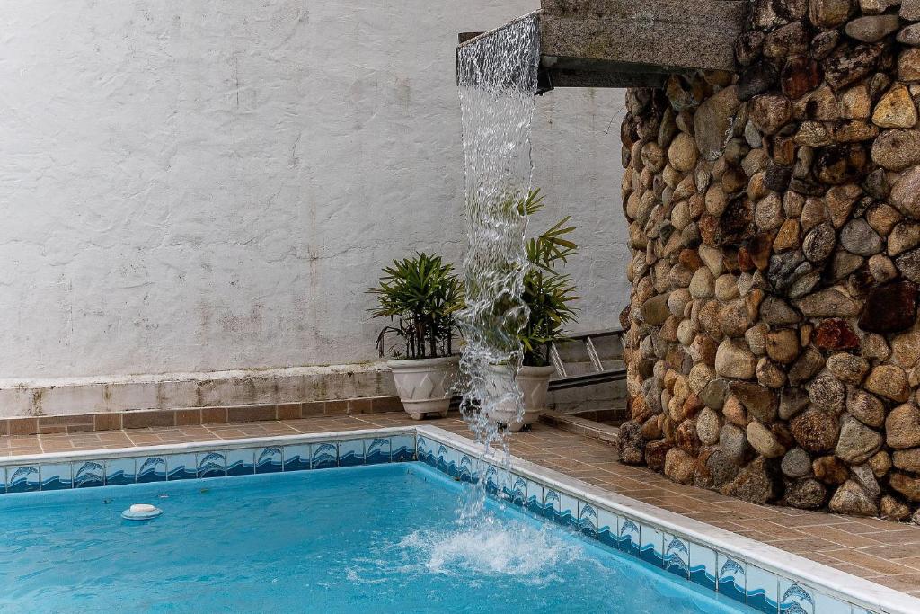  Casa com piscina em Caraguatatuba – Praia de Martim de Sá