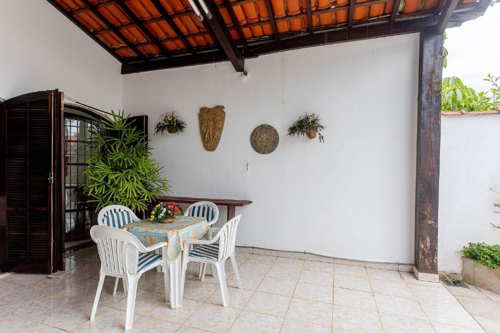  Casa com piscina em Caraguatatuba – Praia de Martim de Sá