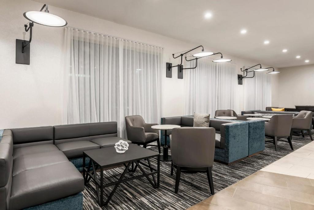 Hyatt Place Waco - South photo