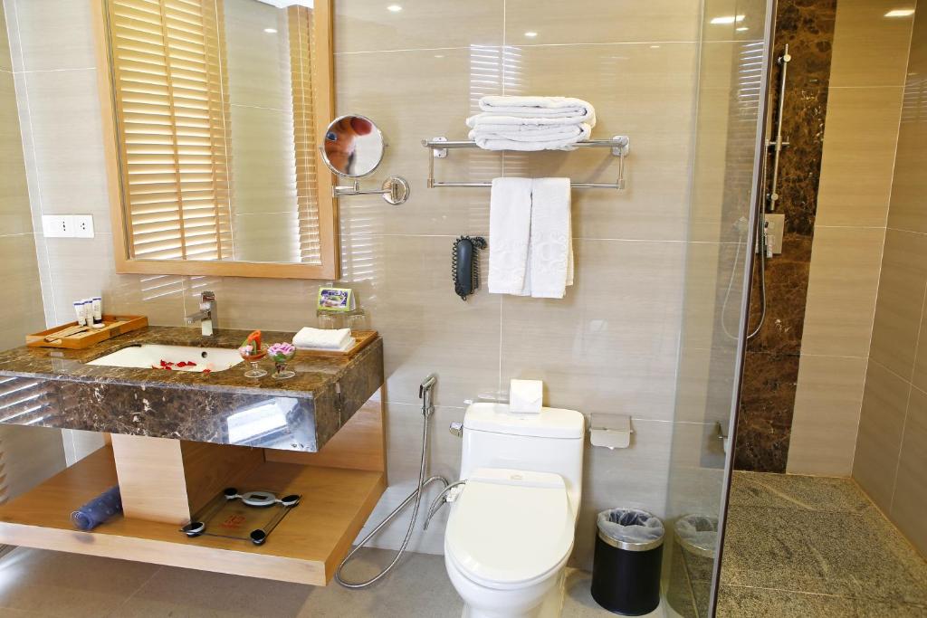Suite Giường Đôi Nhìn Ra Thành Phố