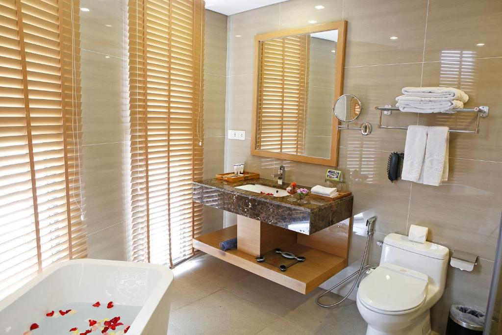Suite Giường Đôi Nhìn Ra Thành Phố