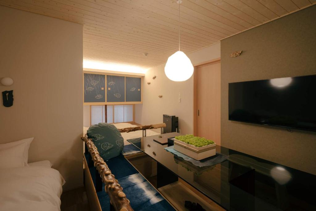 TV a/nebo společenská místnost v ubytování so, KANAZAWA