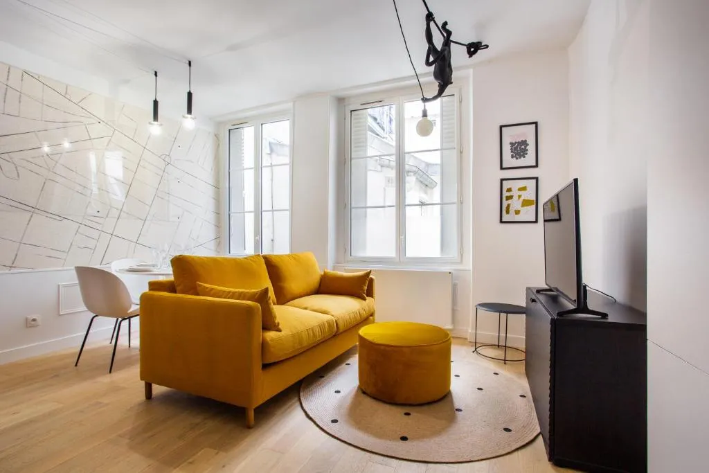 CMG Saint-Denis / Sentier, Paris, France