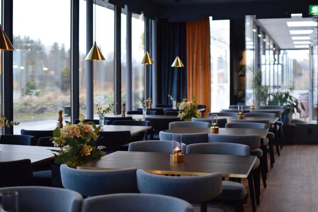 Restaurace v ubytování Vätterleden Hotell & Restaurang