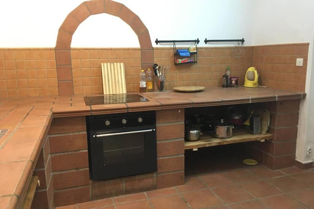 Kuchyň nebo kuchyňský kout v ubytování Villa Vykmanov