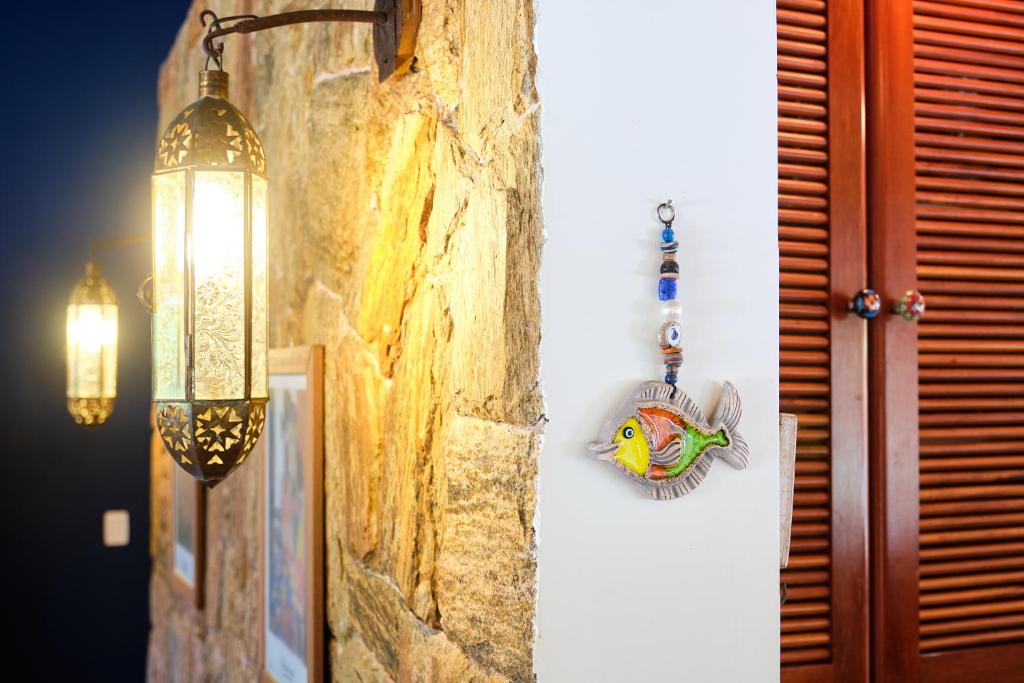  BH25 - CASA DE CINEMA A 30 METROS DA PRAIA!!!