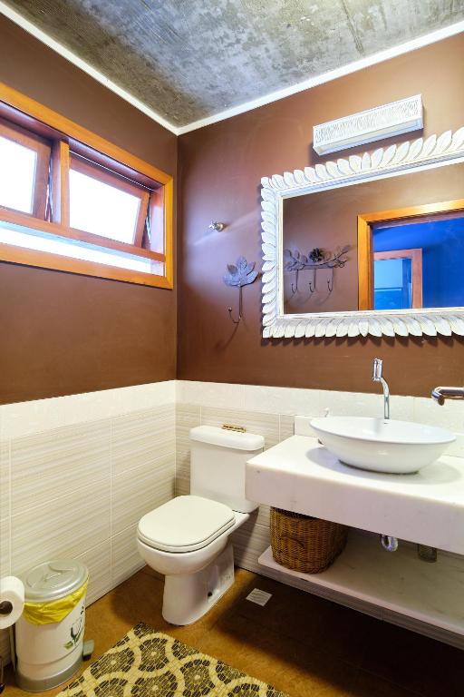  BH25 - CASA DE CINEMA A 30 METROS DA PRAIA!!!