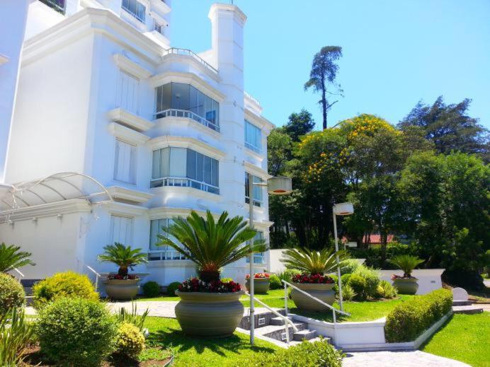  Apartamento Vista Vale do Quilombo