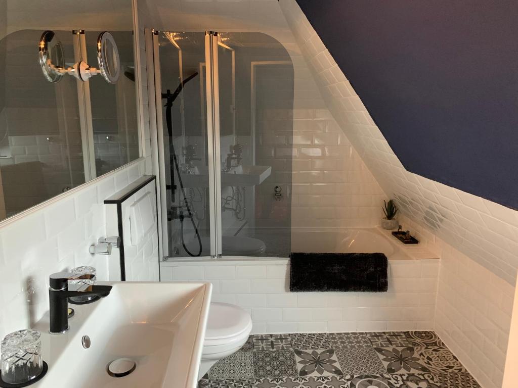 Boutique Hotel Villa Sarah - Resim 14