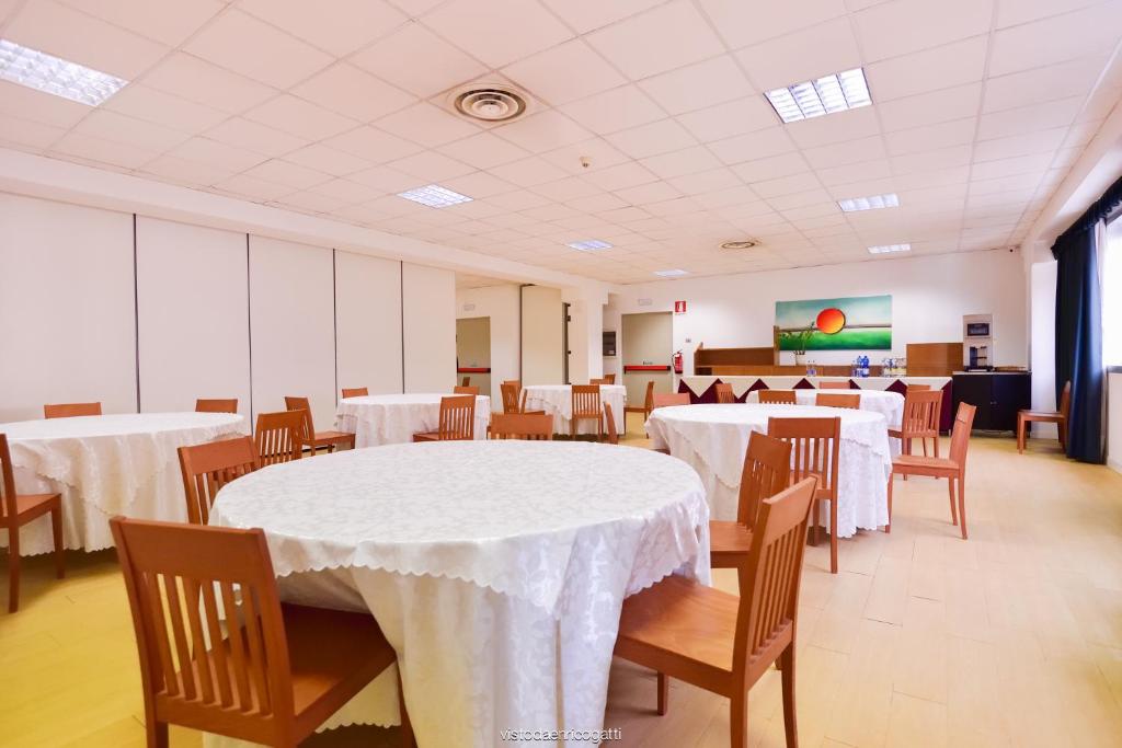 TV a/nebo společenská místnost v ubytování Standard Hotel Udine