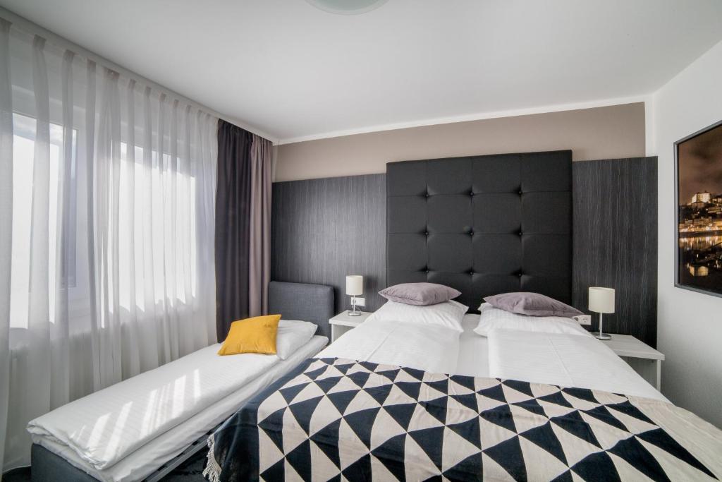 Eisberg Hotel Schwanen - Double Room With Extra Bed