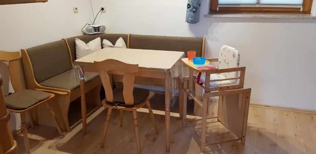 Posezení v ubytování Ferienwohnung Spachtholz