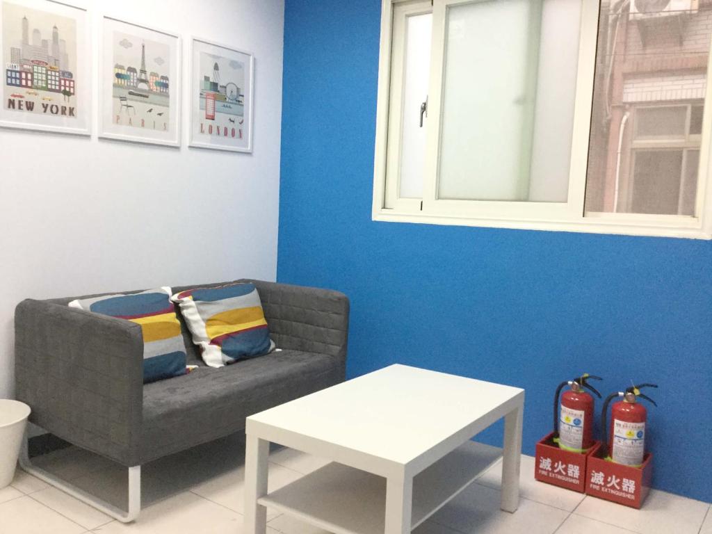 Posezení v ubytování Backpackers' Hostel Taoyuan Airport