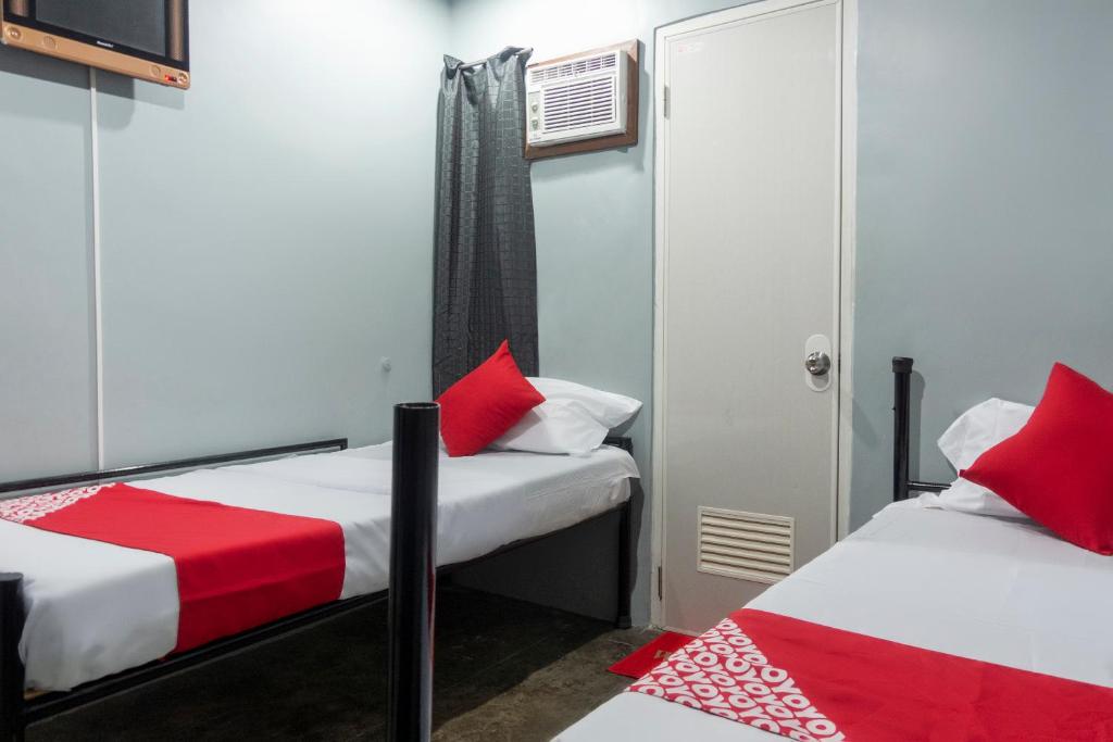Postel nebo postele na pokoji v ubytování Abn Hostel