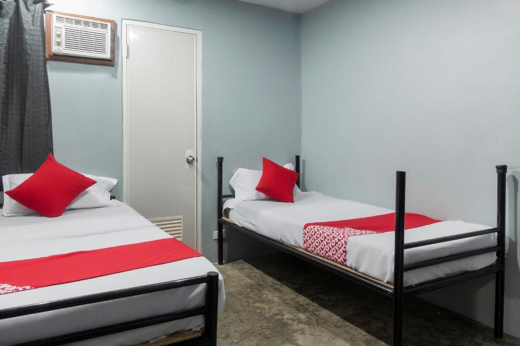 Postel nebo postele na pokoji v ubytování Abn Hostel