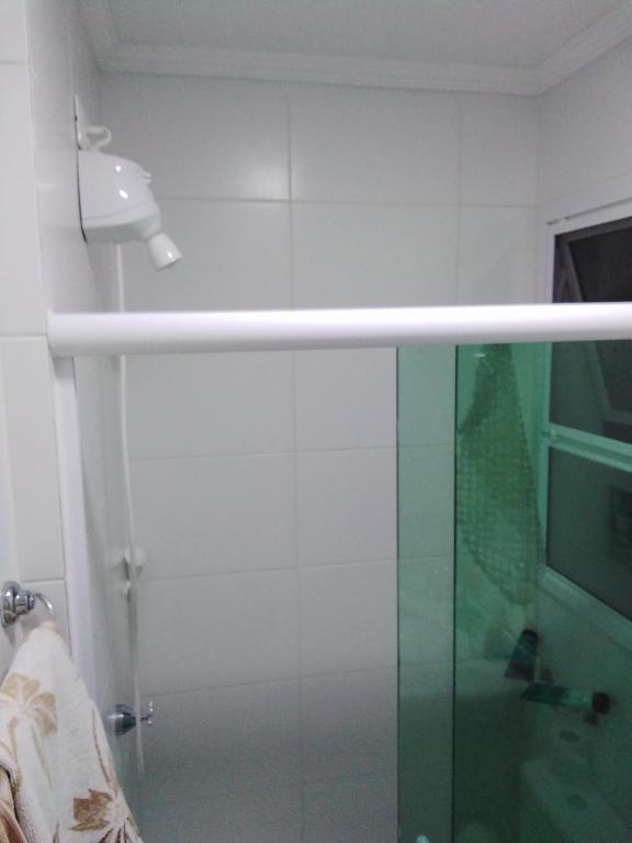  Apto Condomínio Vila Monrealle