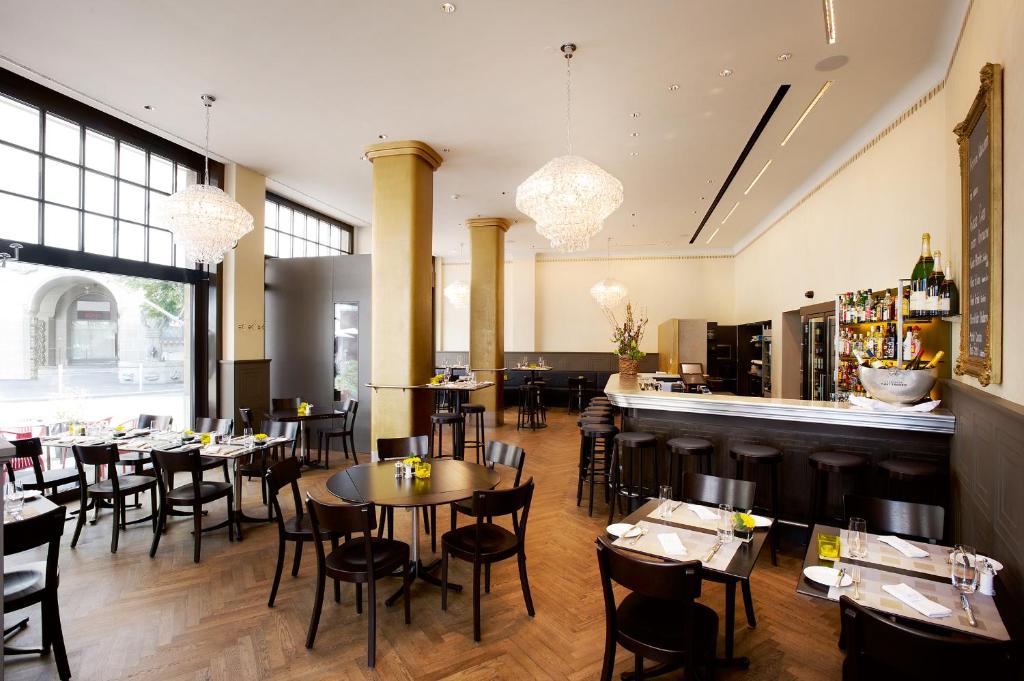 Restaurace v ubytování Hotel Glockenhof Zürich