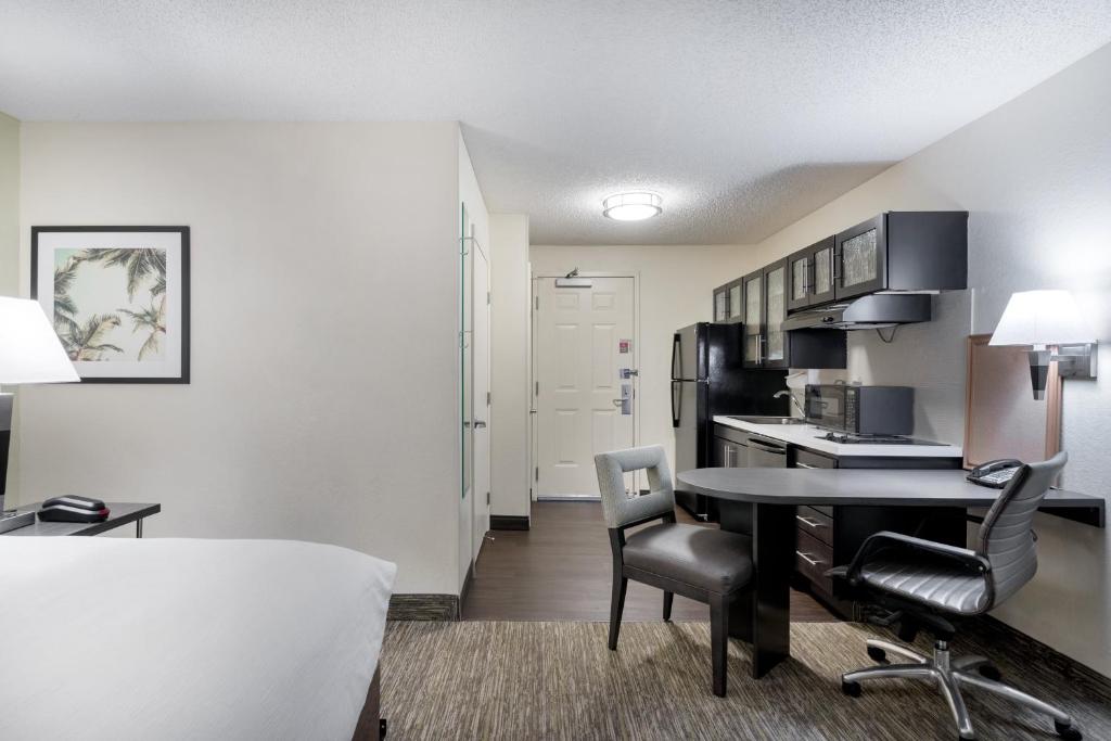 Candlewood Suites Lake Mary by IHG - Suite Estudio Con Cama Queen