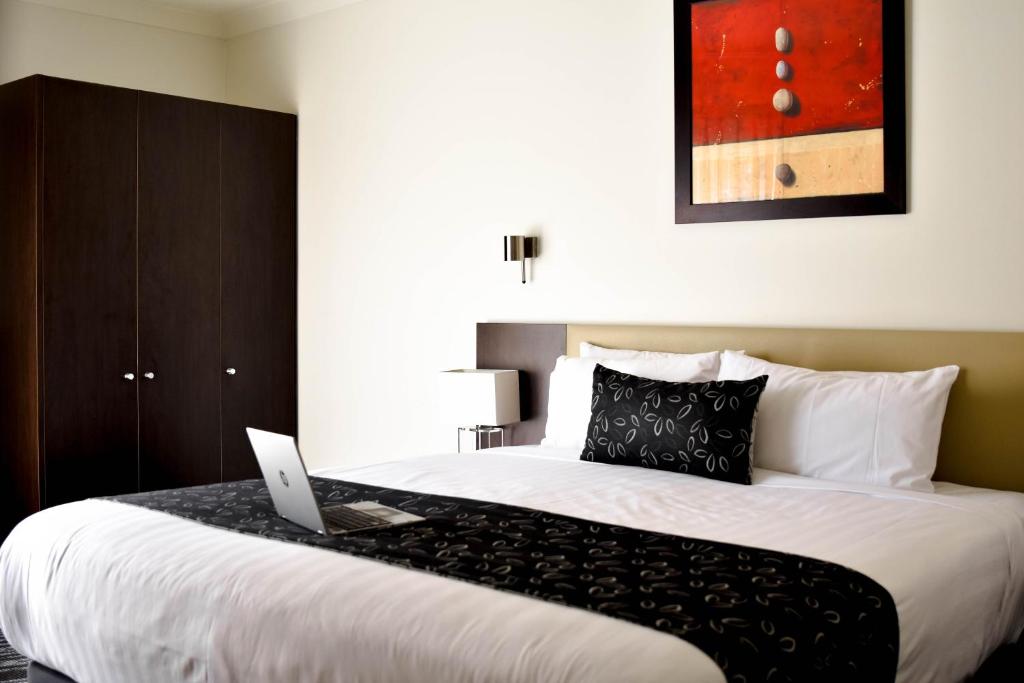 The Charles - Superior Kingsuite