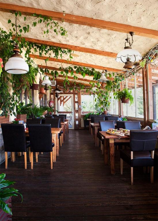 Restaurace v ubytování Hotel Korona