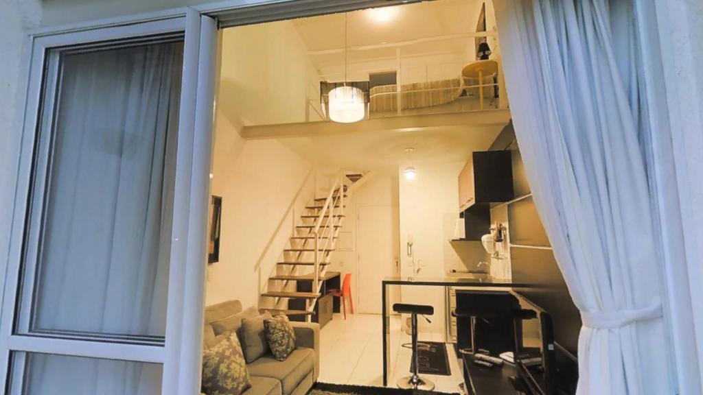  NYC Complex Residence