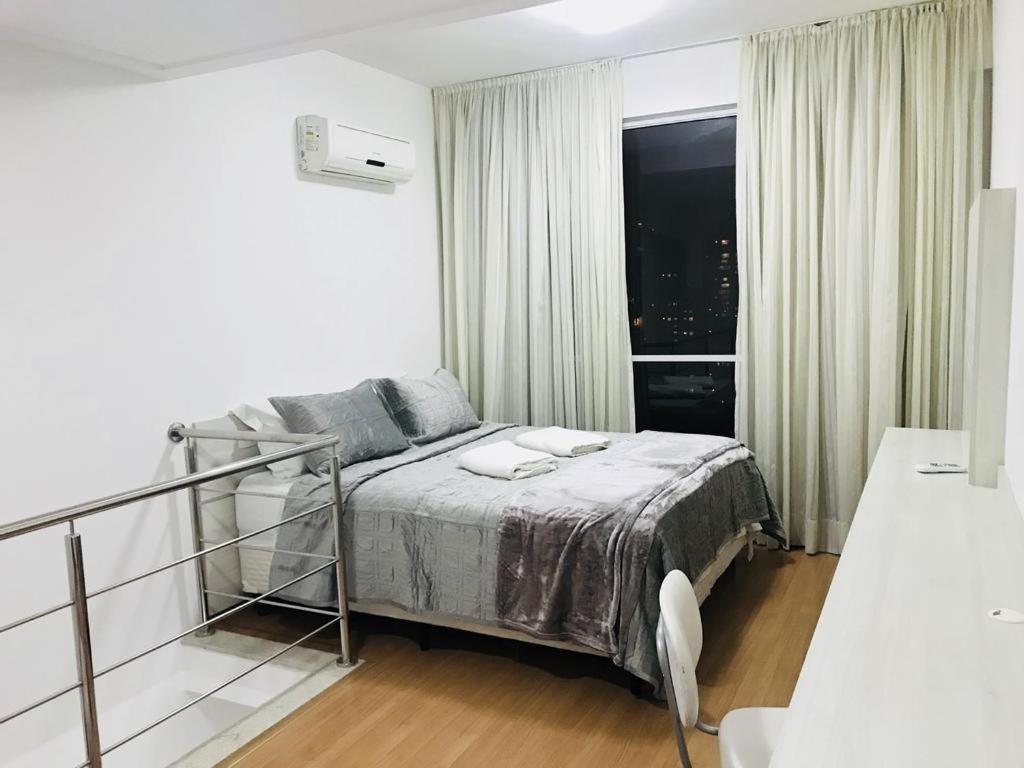  NYC Complex Residence