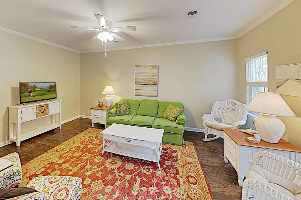 New Listing! Duplex with Patio - 3 Blocks to Beach Duplex, Myrtle Beach, Statele Unite ale Americii
