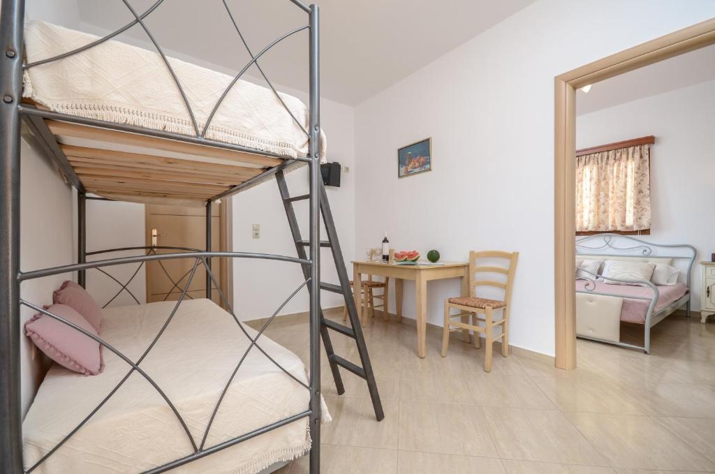 Postel nebo postele na pokoji v ubytování Mateus 2