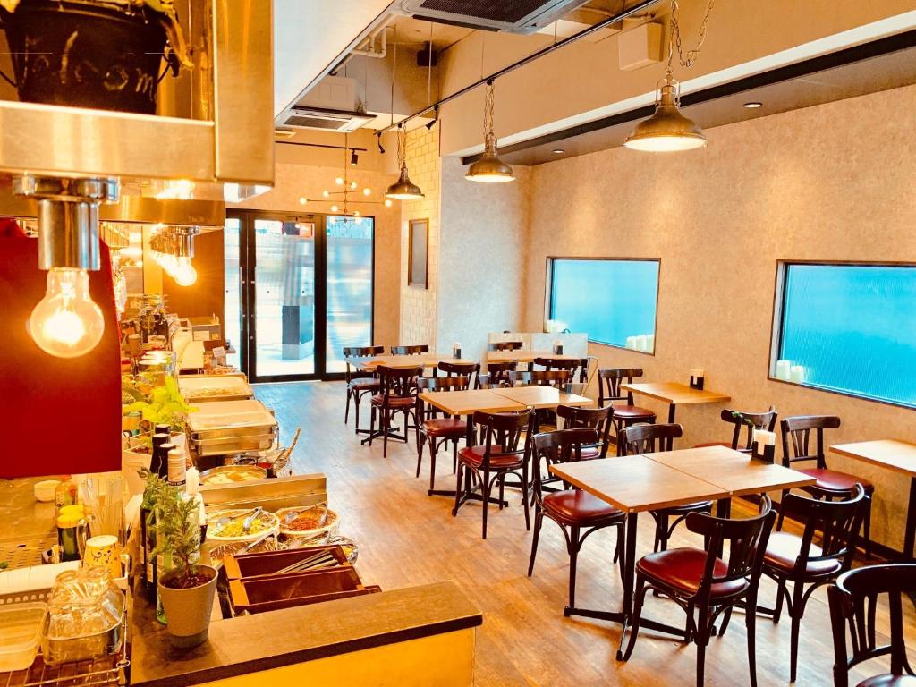 アパホテル 蒲田駅東にあるレストランまたは飲食店