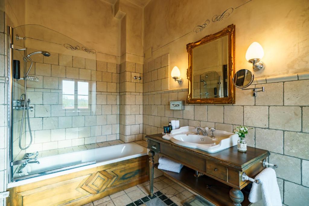 Schlosshotel Weyberhöfe - Habitación Doble Superior