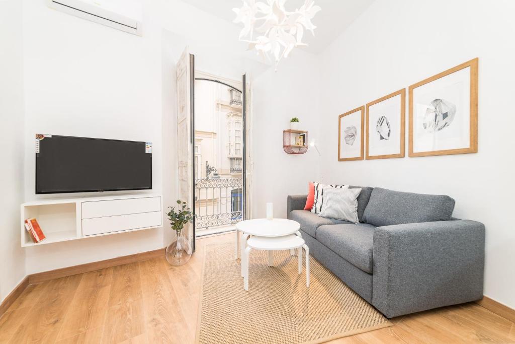 TV a/nebo společenská místnost v ubytování Suite Homes Uncibay Square