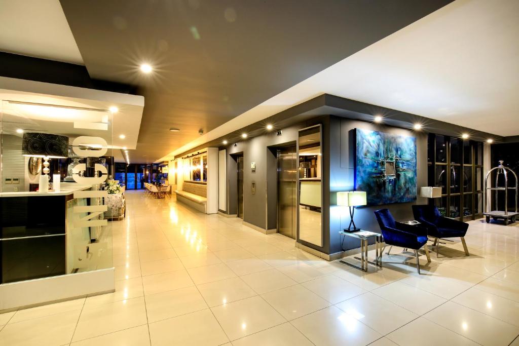 Un lugar para sentarse en The Nicol Hotel and Apartments