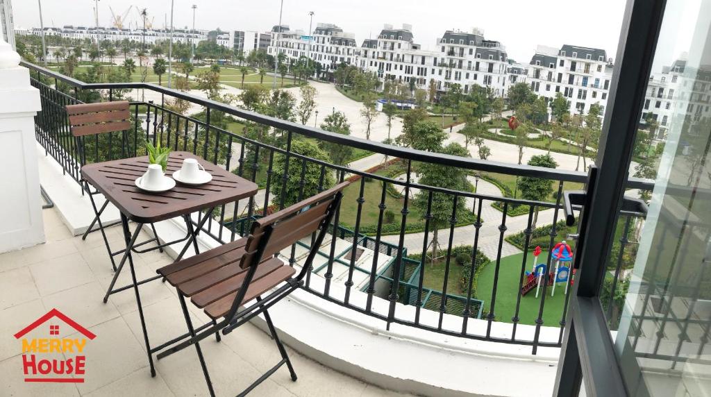 Merry House Imperia - Studio With Balcony